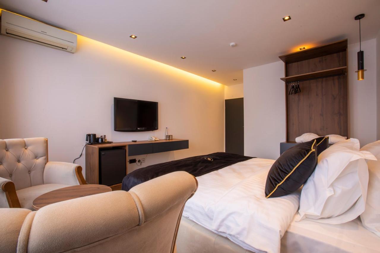 Plaza Boutique Hotel Priština Exteriér fotografie